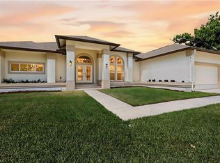 16683 Bobcat Dr, Fort Myers, FL 33908