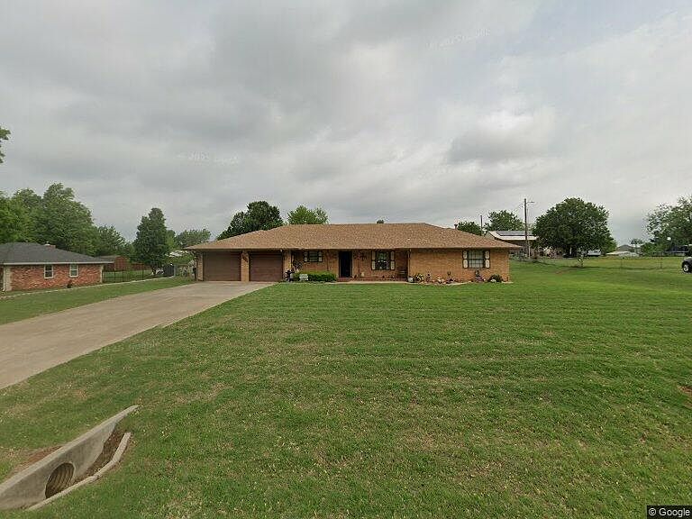 1st image of 805 E Suera Ter