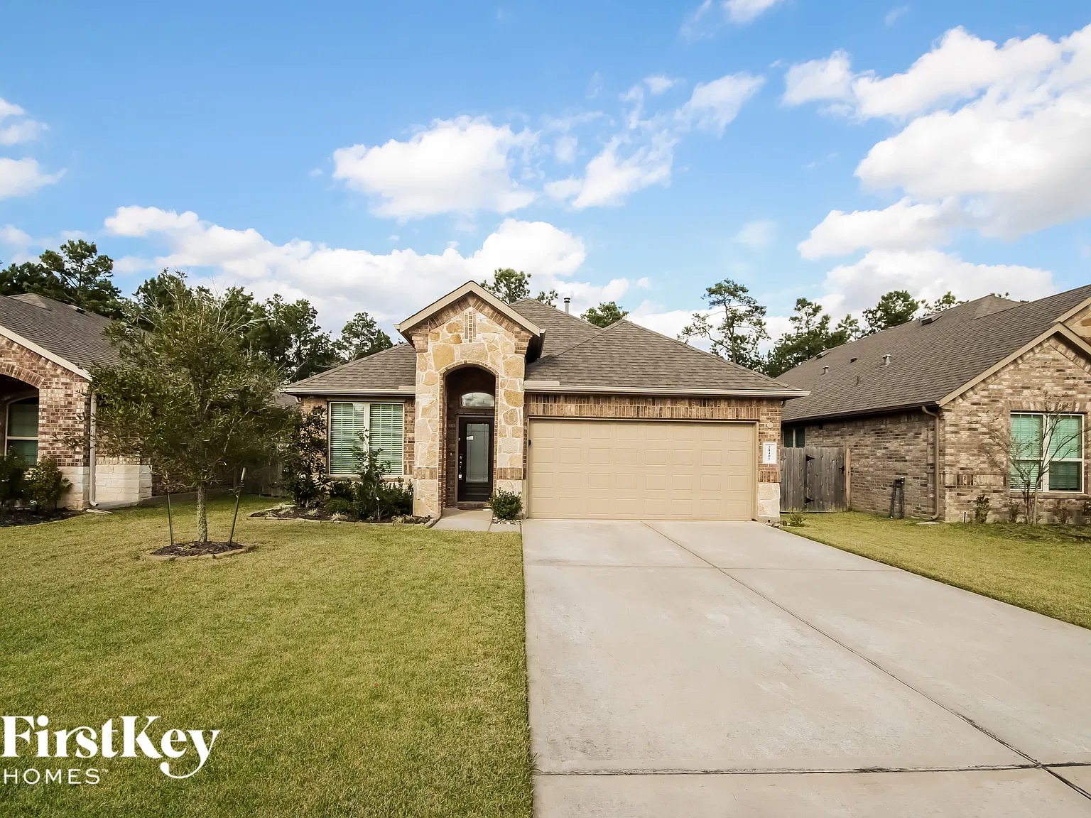 3 bed, 2.0 bath, 2006 sqft, $2,335 — Photo 1