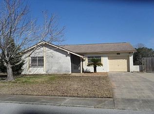 3746 Pinehurst Dr, Holiday, FL 34691