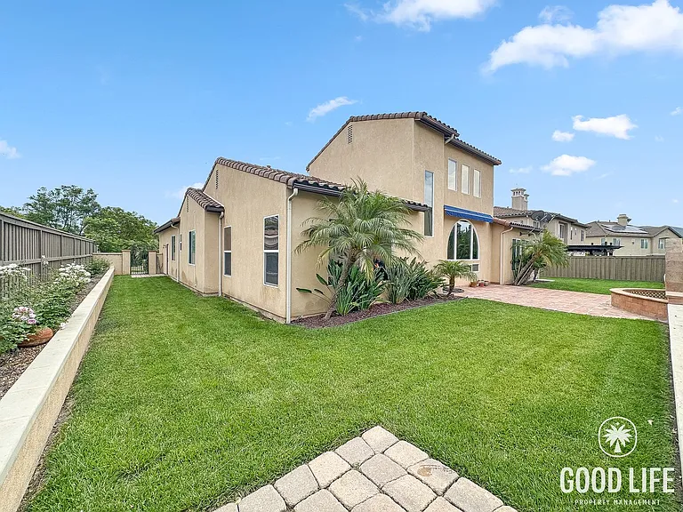1348 N Paradise Ridge Way — Photo 36