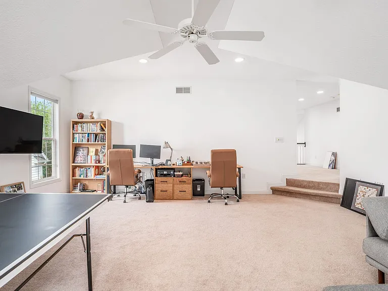 7179 Fernridge Dr — Photo 24