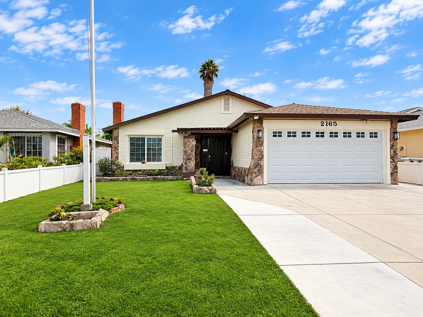 4 bed, 1350 sqft, $4,000 — Photo 2