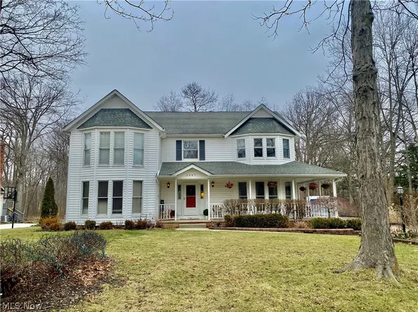 2297 Olde Farm Ln, Hudson, OH 44236