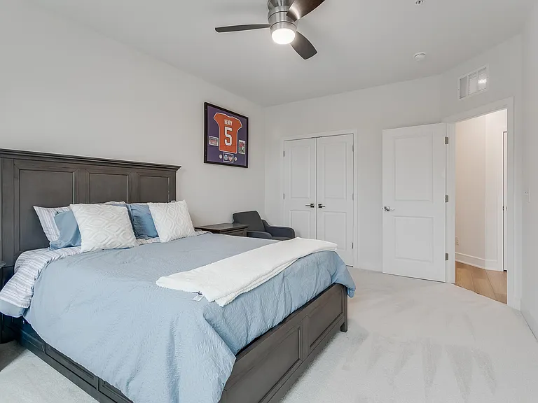 42708 Darala Dr — Photo 23