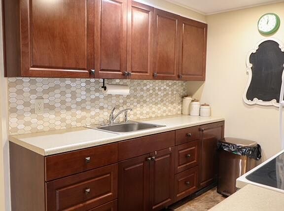 4th image of 1011 Cornwall A #1011
