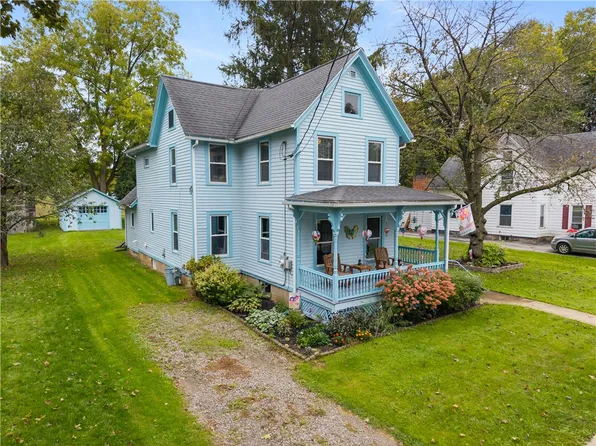 18 Park Ave, Dansville, NY 14437