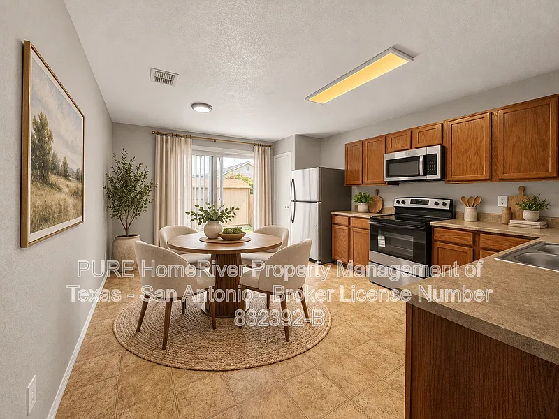 3 bed, 2.5 bath, 2104 sqft, $1,795 — Photo 3