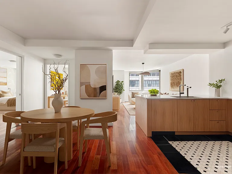 121 E 23rd St #6D — Photo 3