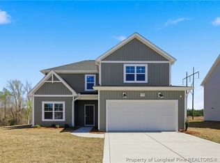 1736 Man O War Dr, Hope Mills, NC 28348