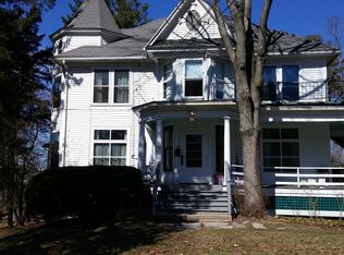 271 Northampton Rd APT 3, Amherst, MA 01002