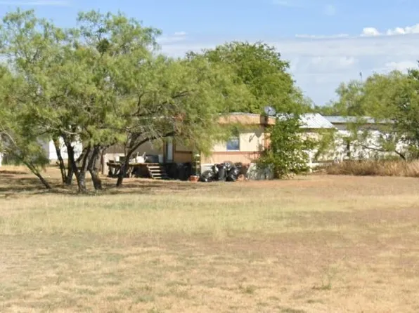 2410 Creek Dr, Granbury, TX 76048