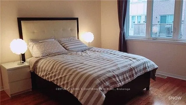 12 Westcliffe Cres — Photo 9
