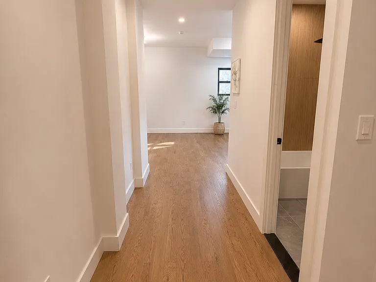 89 Veronica Pl #1 — Photo 4