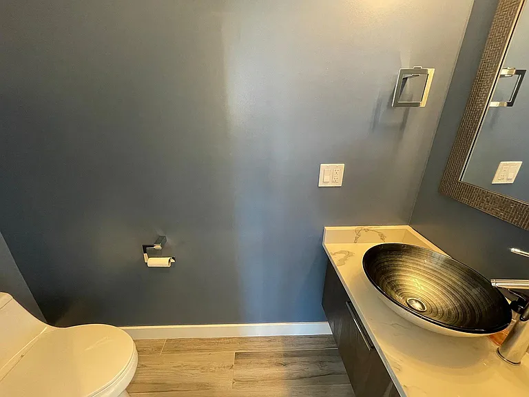 458 N Noble St #3W — Photo 15