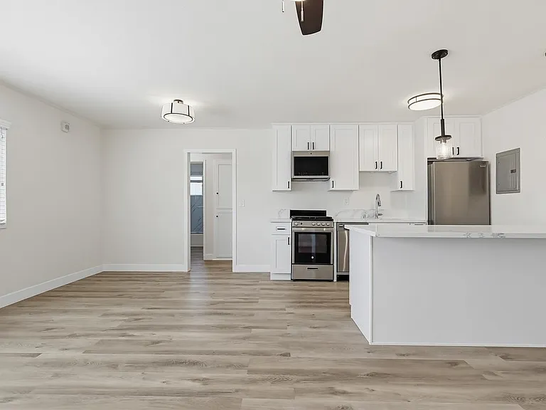 2675 Arlington Ave & 3105 W 27th St — Photo 14