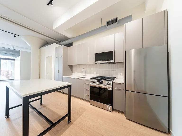 Cobbler Square Lofts — Photo 6