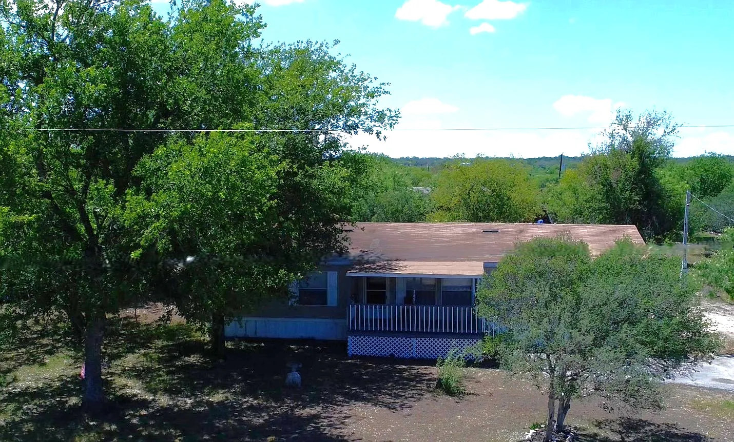 4 bed, 1568 sqft, $1,350 — Photo 1