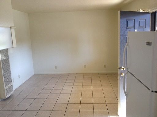 2nd image of 1410 W 227th St APT 04