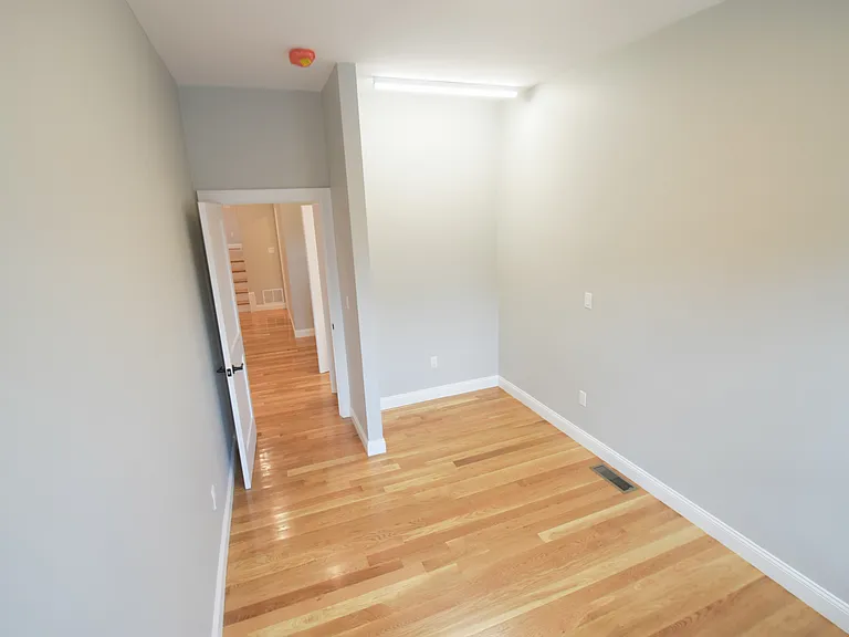 173 Prospect St #1 — Photo 14