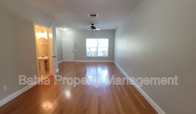 6235 Bayside Key Dr — Photo 4