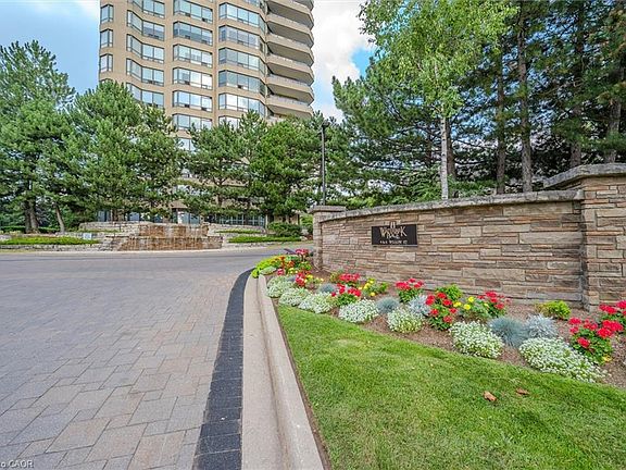 2nd image of 6 Willow St #602