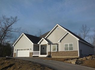 288 Standish Ln #187-10-9, Hudson, NH 03051