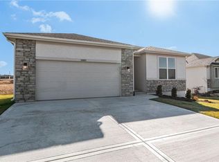 18807 Theden St, Spring Hill, KS 66083
