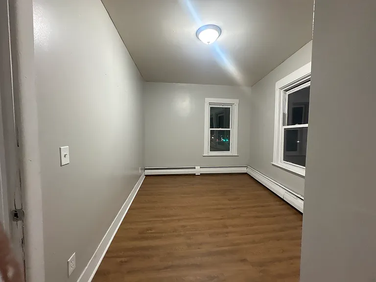 1123 Main St #4-9 — Photo 5
