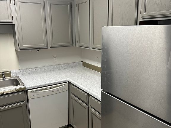 Kitchen - renovated with all new appliances!