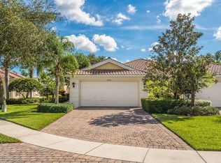 8310 Eleuthera Ln, Wellington, FL 33414