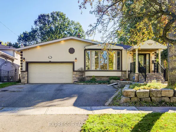 42 Gatehead Rd, Toronto, ON M2J 2P5