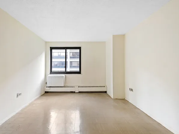 333 Pearl Street image 4 of 9