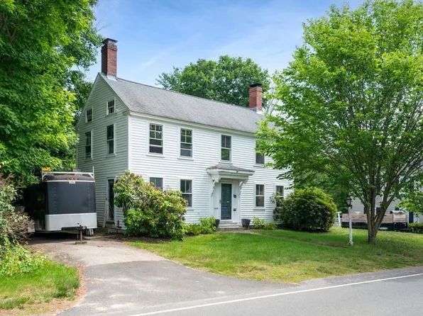 42 Elm St, Georgetown, MA 01833