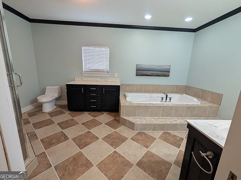 388 Ross Ridge Rd — Photo 10