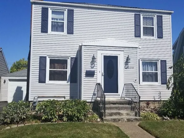 1028 Woodrow St, Fremont, OH 43420