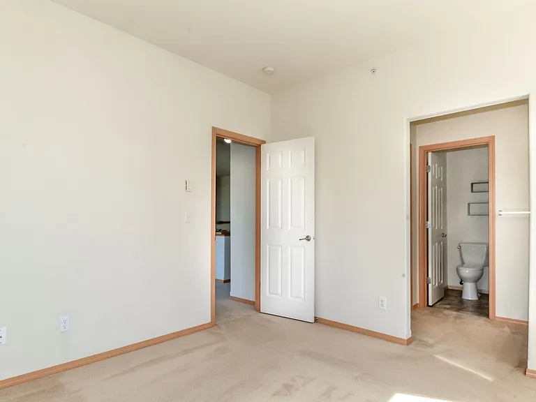 1272 Cooper St — Photo 13