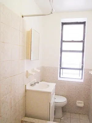 Rented by Bohemia Realty Group | media 20