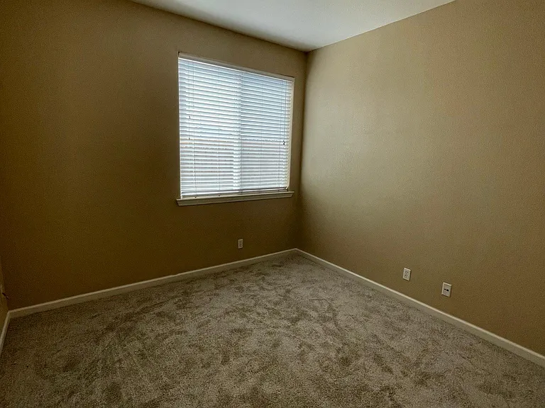 673 Coppola Ct — Photo 16
