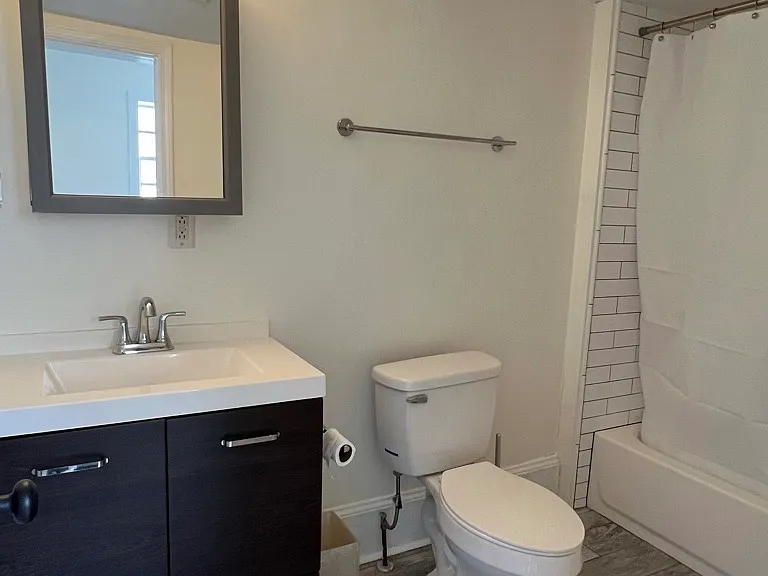 5715 Royal St #5715 — Photo 9