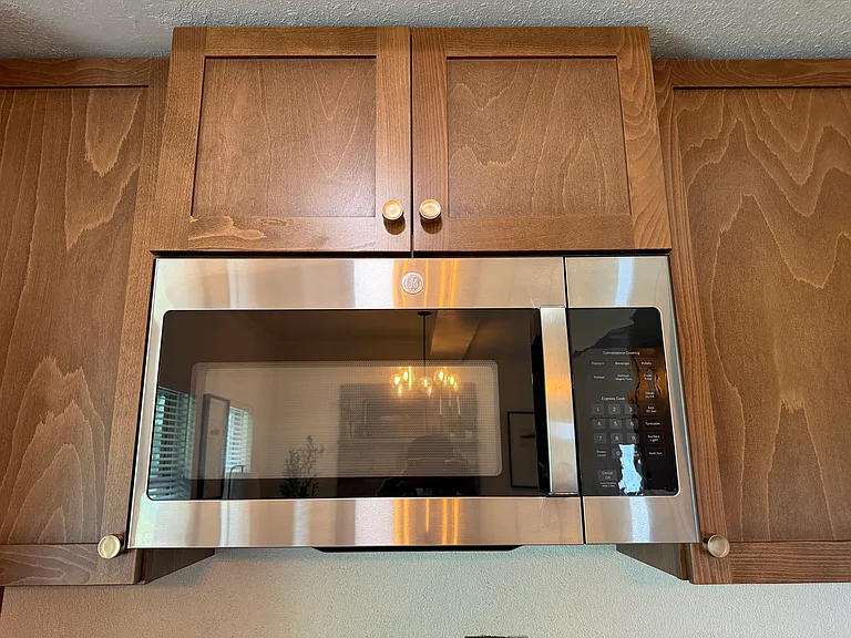 2560 Coffeen Ave — Photo 36