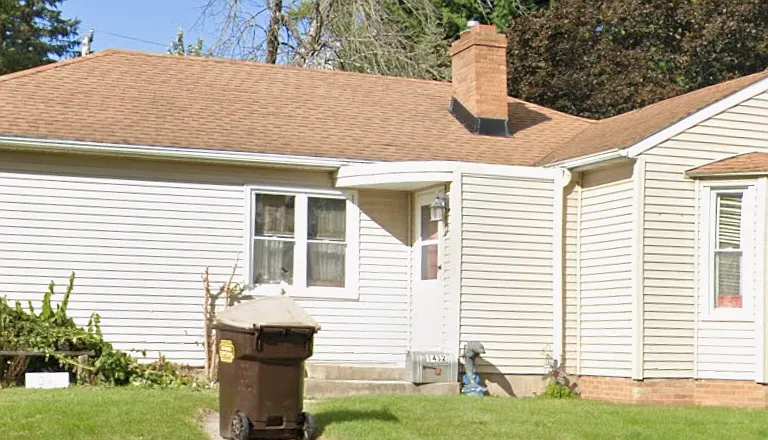 1432 W American St — Photo 1
