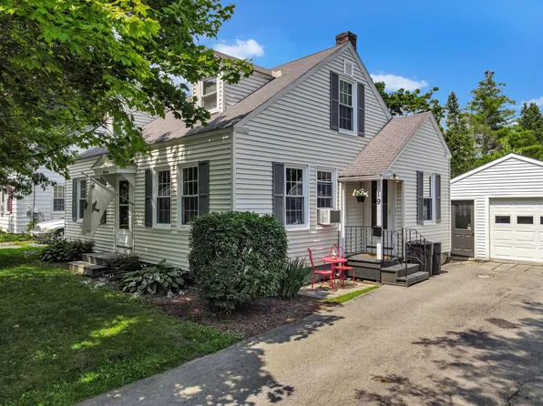 19 Elmhurst Street, Waterville, ME 04901