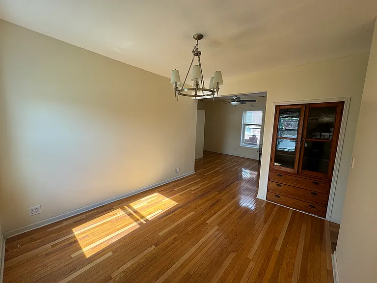 228 Carroll St — Photo 16