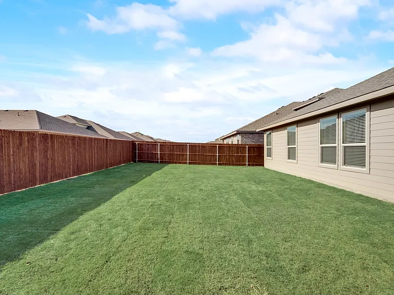 14425 Bootes Dr — Photo 21