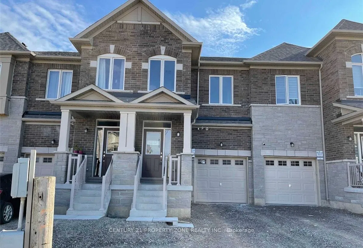 3 bed, $3,000 — Photo 1