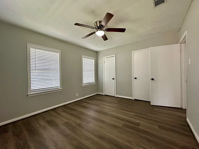 3723 Cosby St — Photo 12