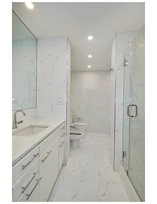 Sold by Vivaldi Real Estate | media 14