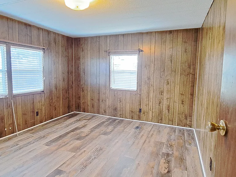 5632 US Highway 70 E — Photo 5