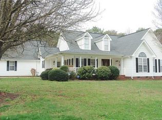 4883 Austin Shrs, Denver, NC 28037